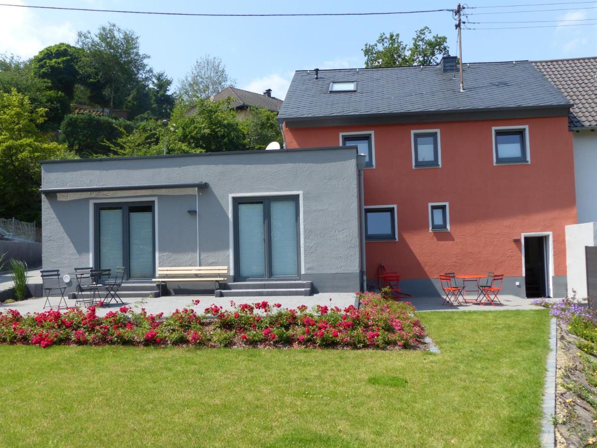 Das Rote Haus - Hohnemichels ボッパルト エクステリア 写真