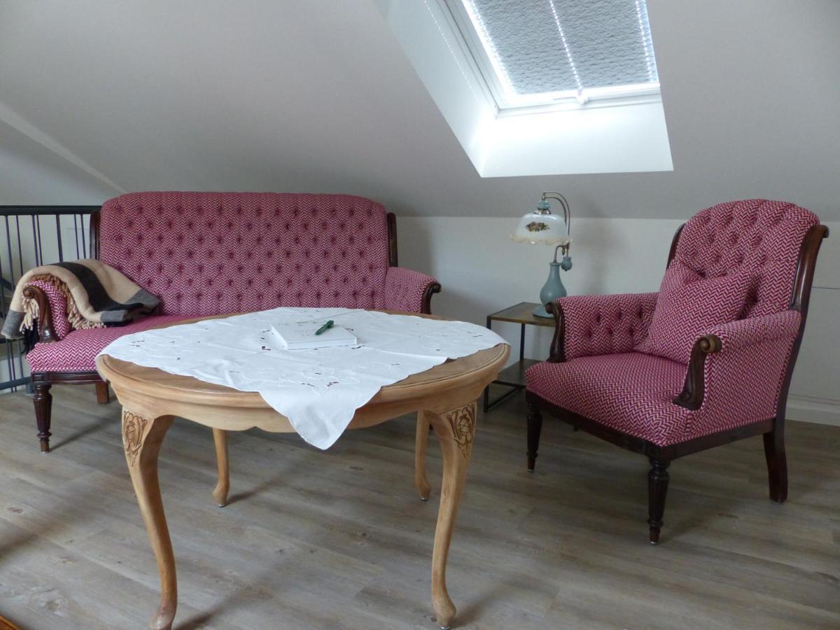 Das Rote Haus - Hohnemichels ボッパルト エクステリア 写真