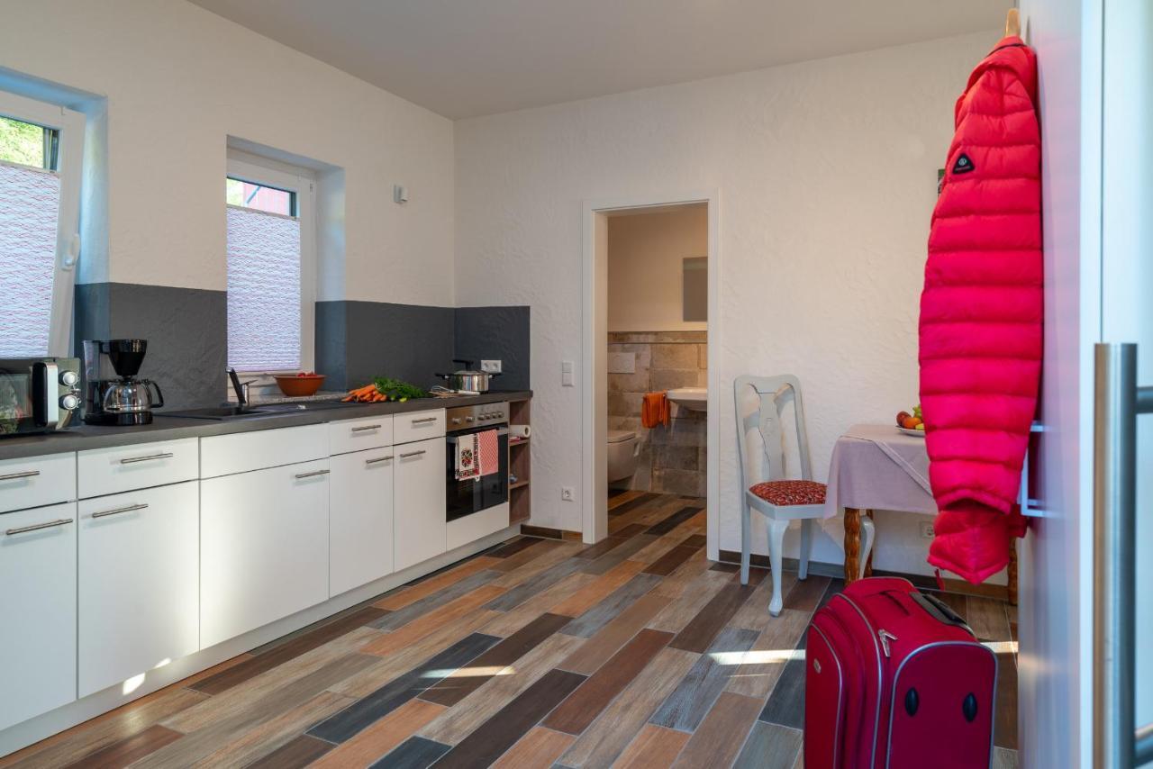 Das Rote Haus - Hohnemichels ボッパルト エクステリア 写真