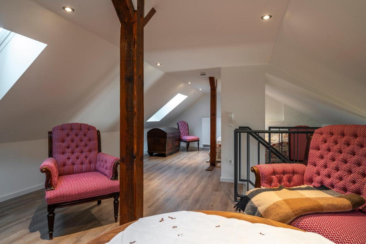 Das Rote Haus - Hohnemichels ボッパルト エクステリア 写真
