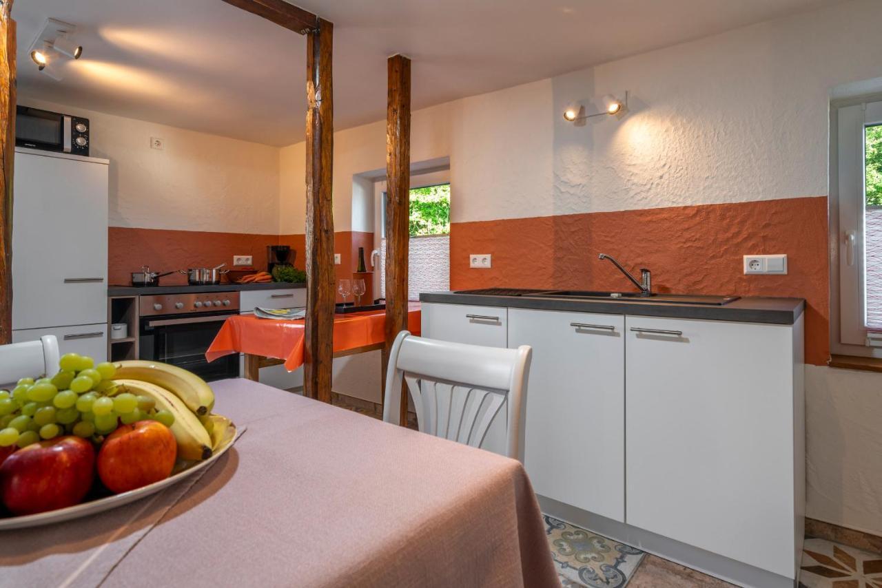 Das Rote Haus - Hohnemichels ボッパルト エクステリア 写真
