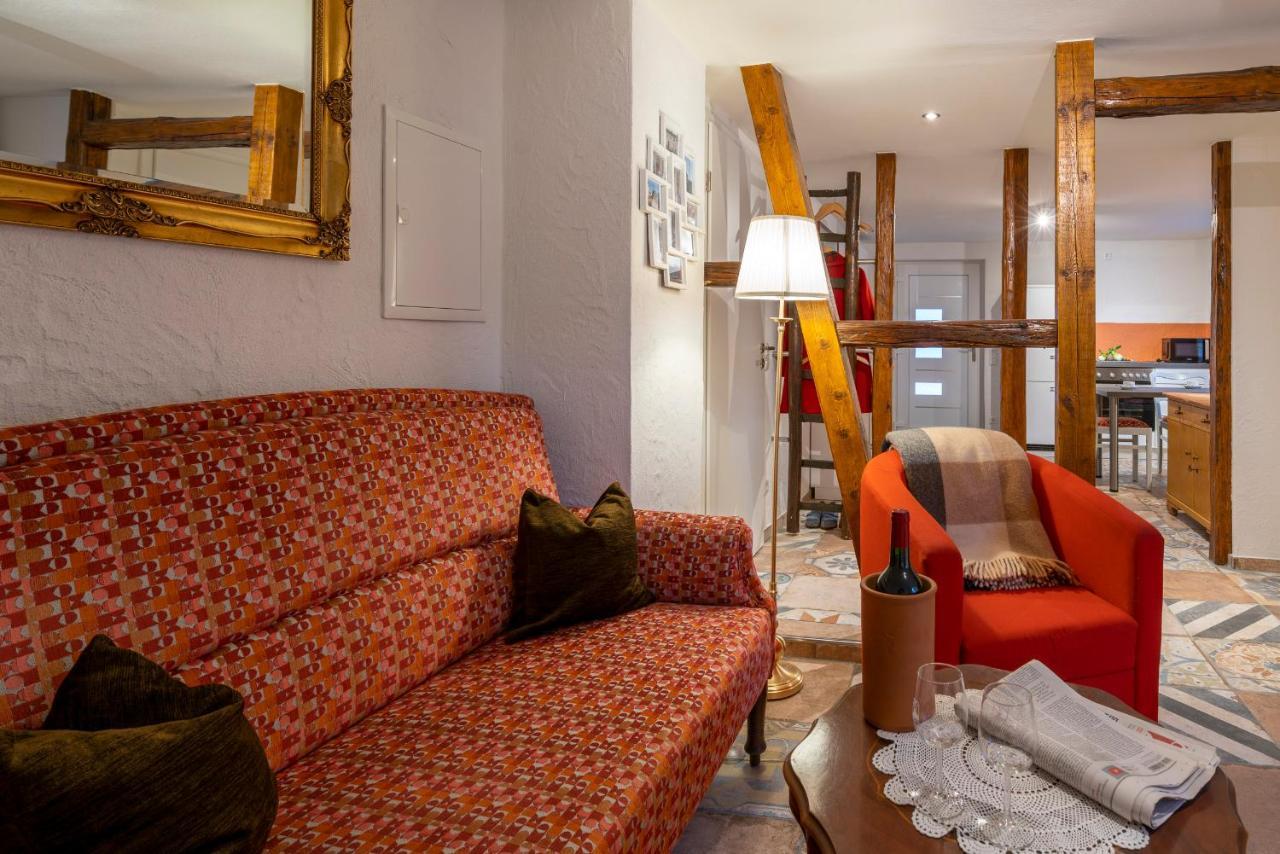 Das Rote Haus - Hohnemichels ボッパルト エクステリア 写真
